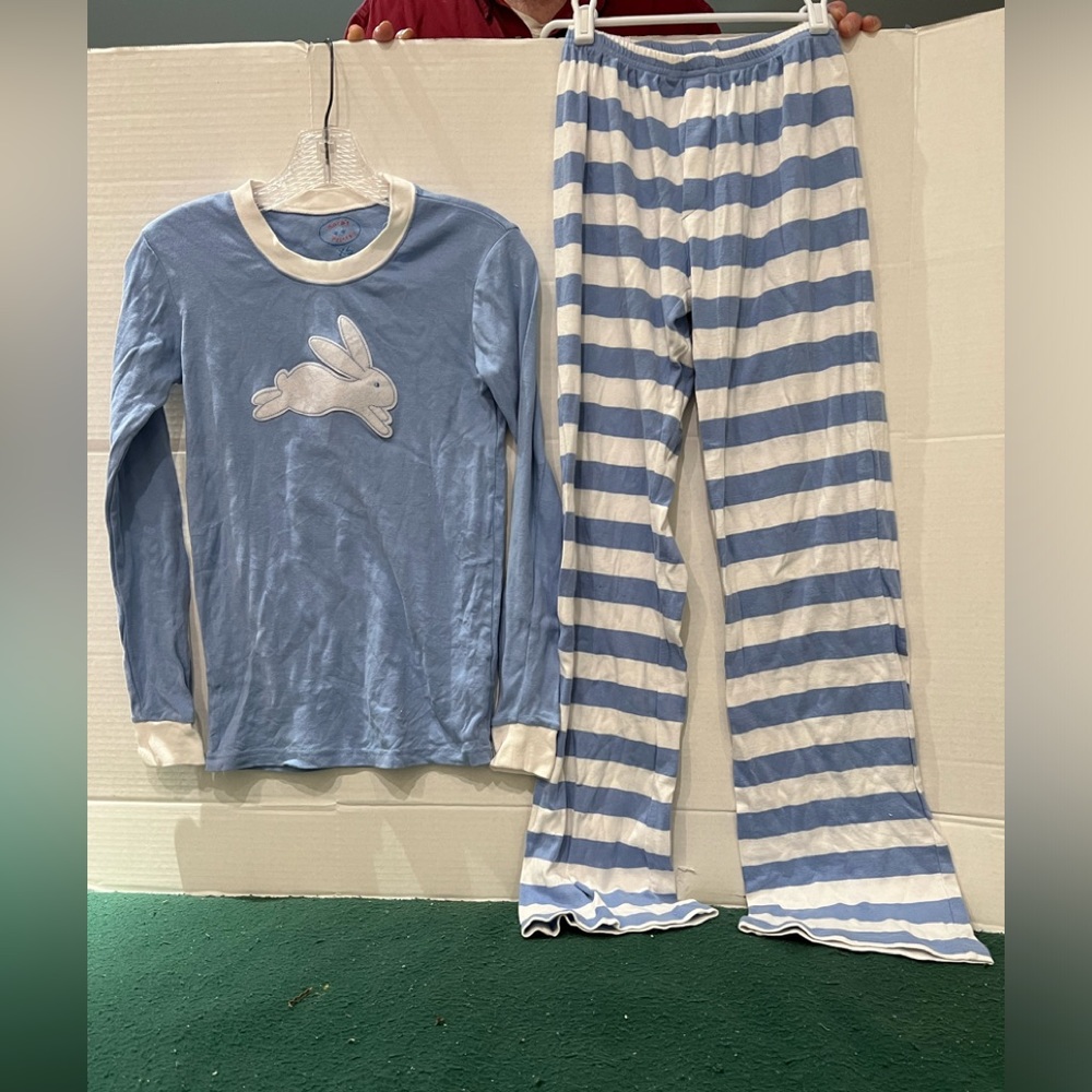 Sara’s Prints Easter/Spring kids PJ’s Size 12 measurements below:100% cotton